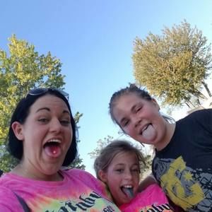 Meet your Posher, Lindsey